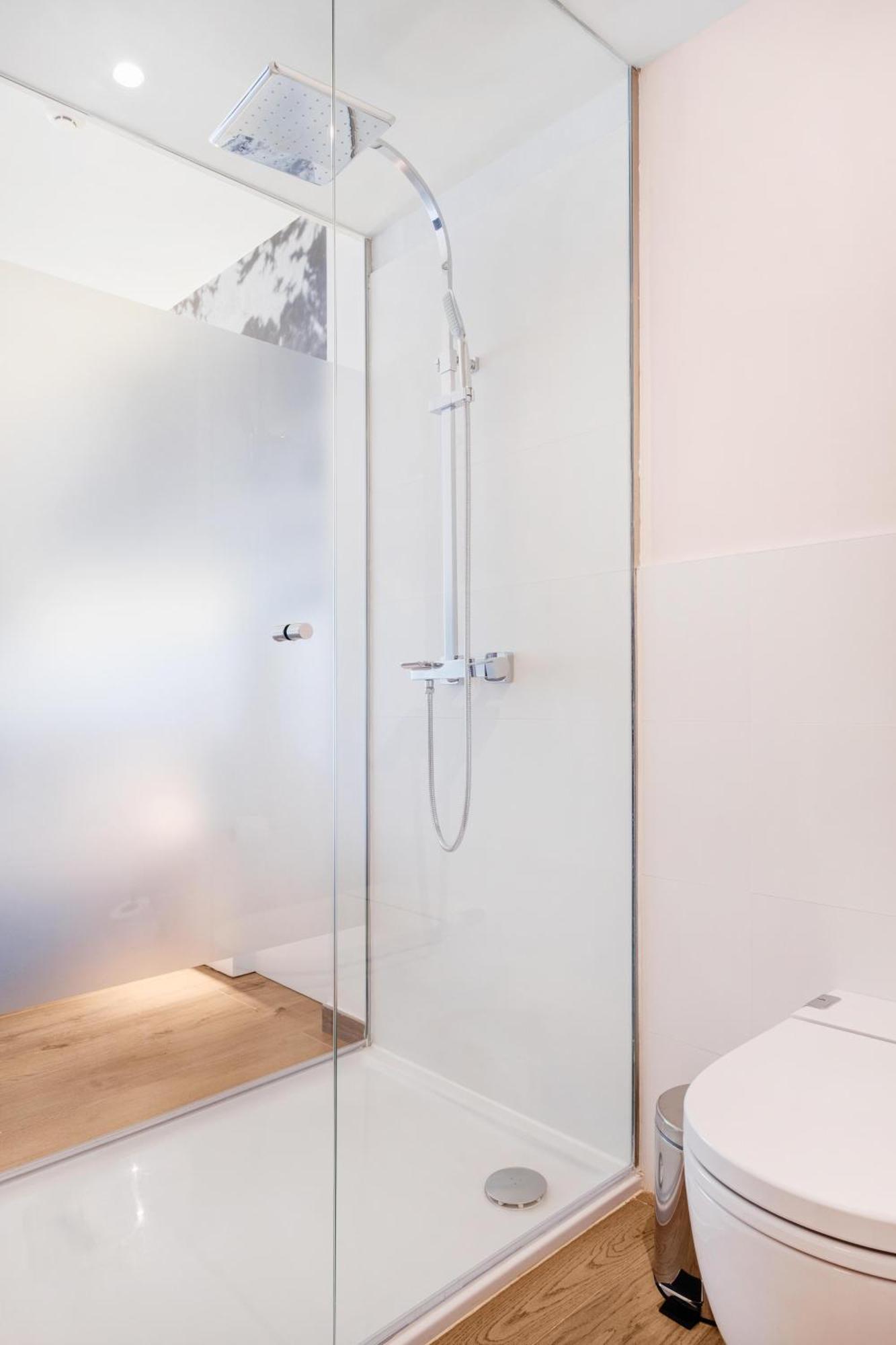 Chambre Double Étage Gold avec Accès Direct à la Piscine - Réservée aux Adultes (+16)